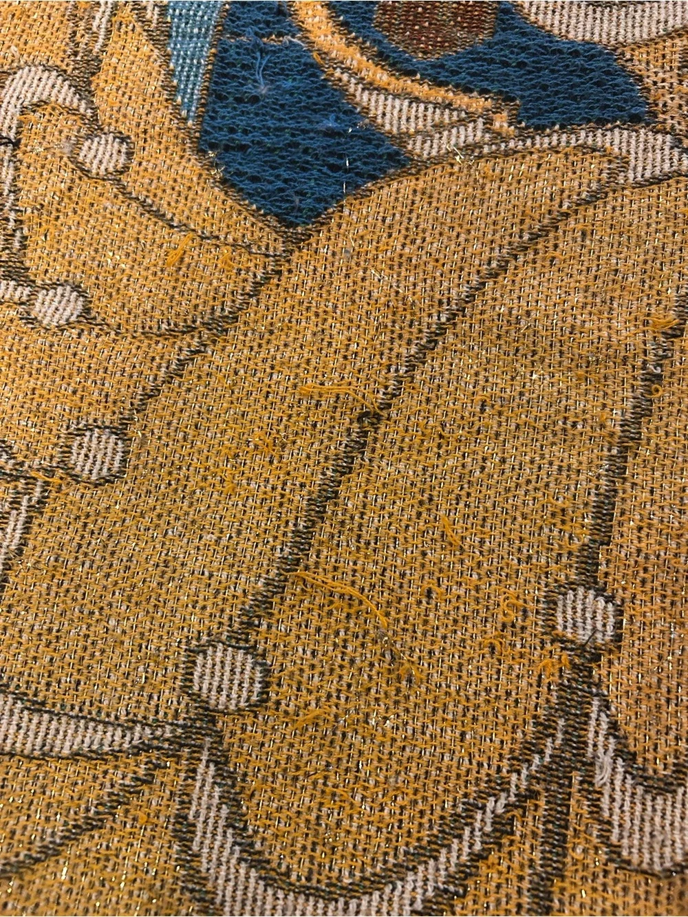 Decorative Beauty and the Beast Tapestry throw blanket - Yellow & Blue